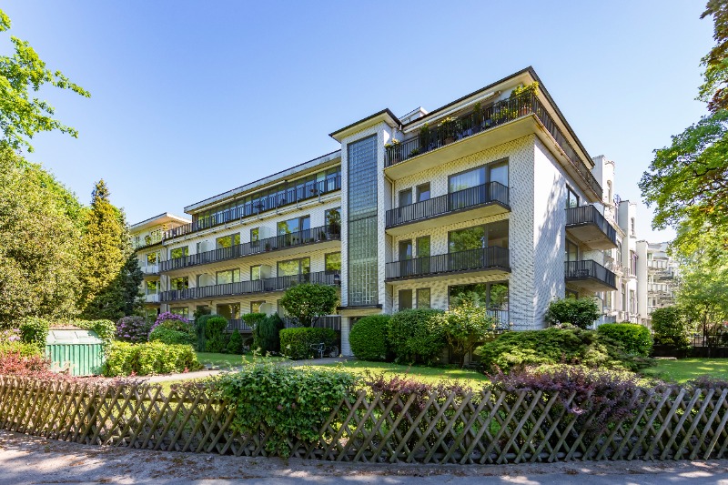 Hamburg-Uhlenhorst - Mehrfamilienhaus